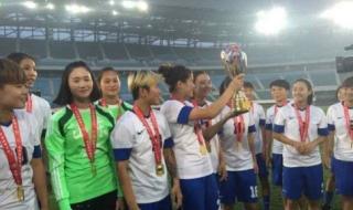 山东女足队员家遭强拆_