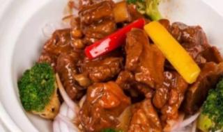 吃年夜饭的时间 你家年夜饭什么时候吃