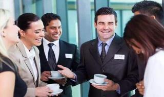 陪同翻译一般一天多少钱啊